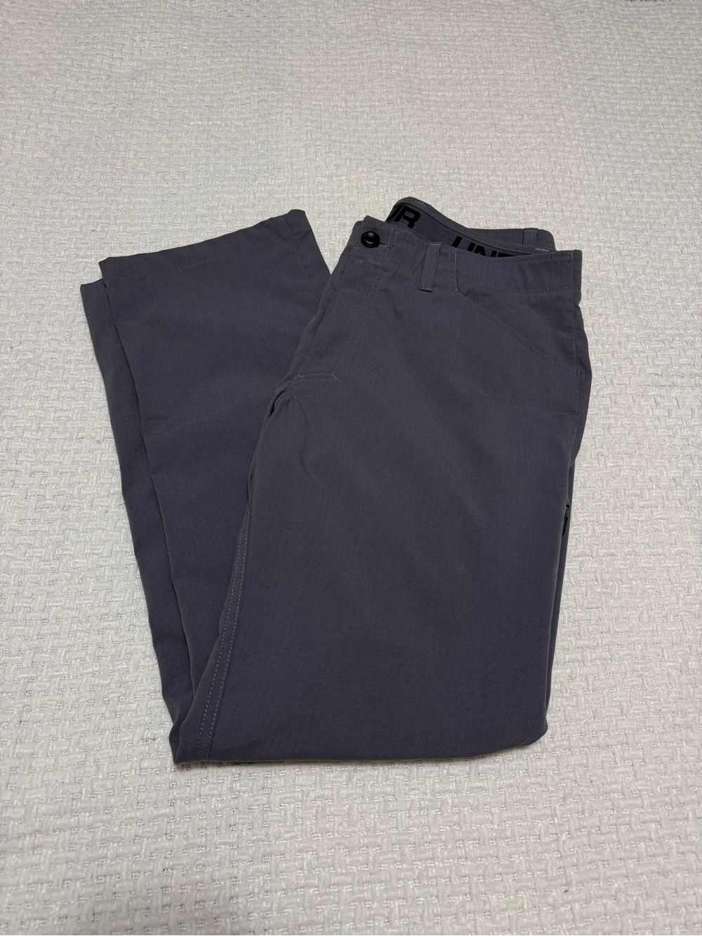 Under Armour 36x32 storm golf pants, grey.  Excellent condition.